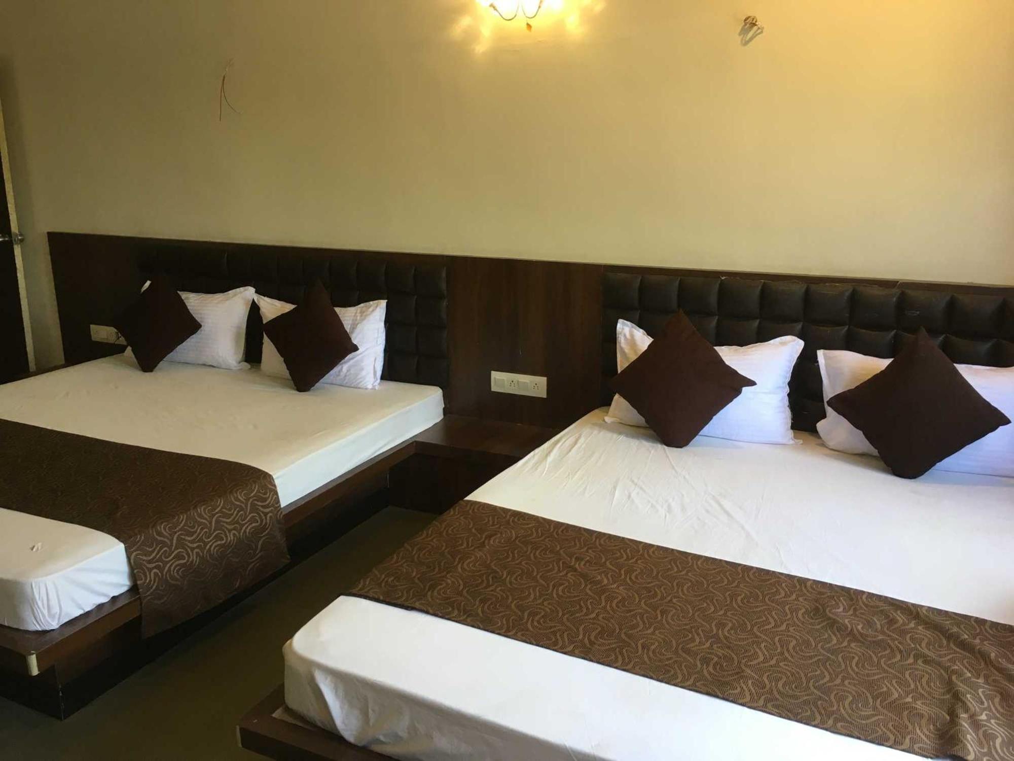 נאסיק Liva Rooms מראה חיצוני תמונה