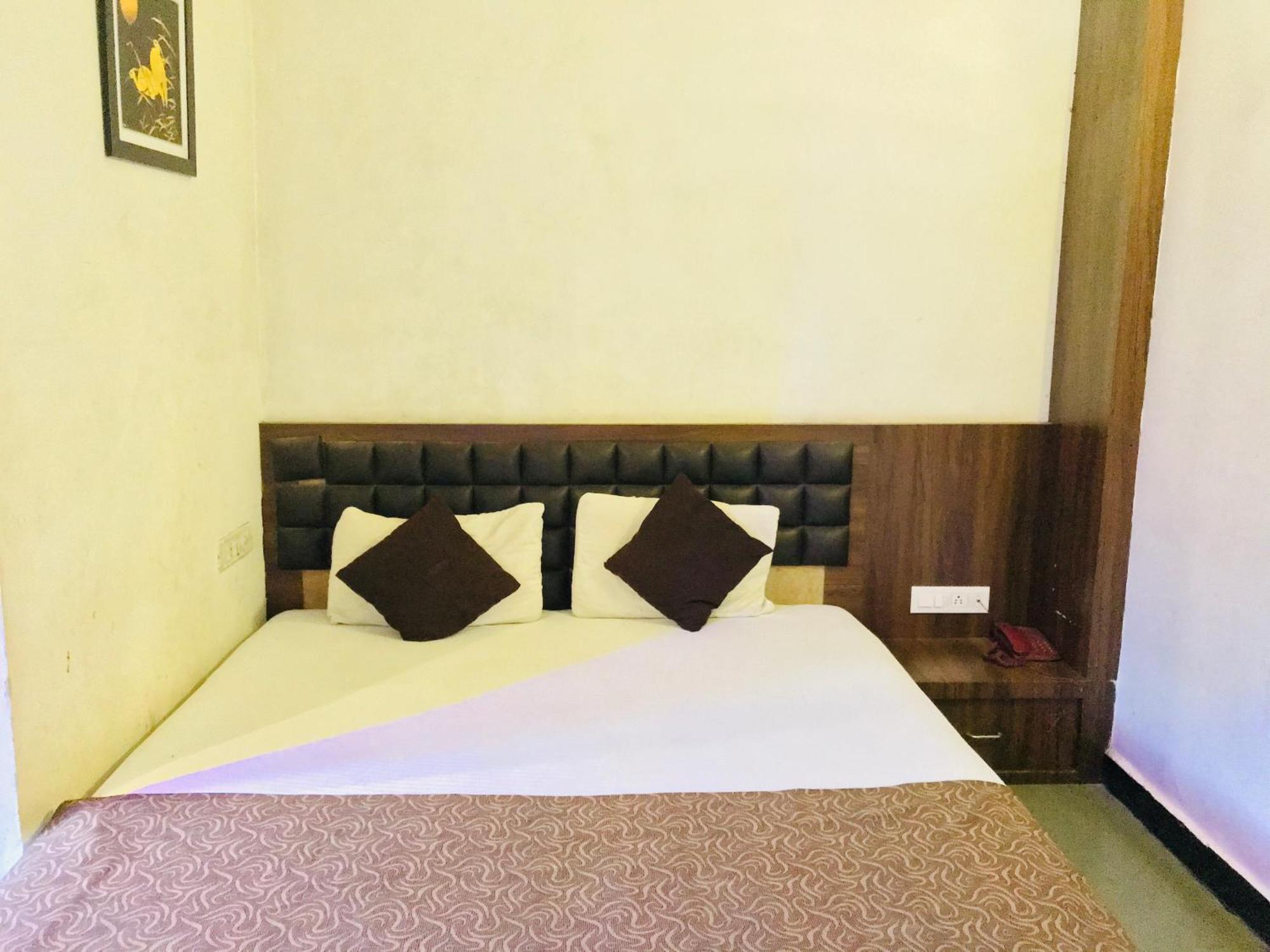 נאסיק Liva Rooms מראה חיצוני תמונה
